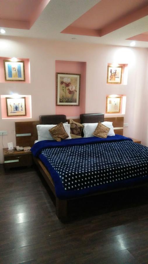Elm Tree Amritsar Hotel Exterior photo