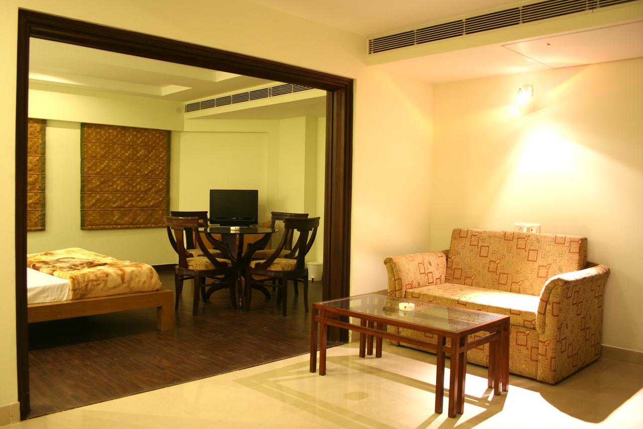 Elm Tree Amritsar Hotel Exterior photo