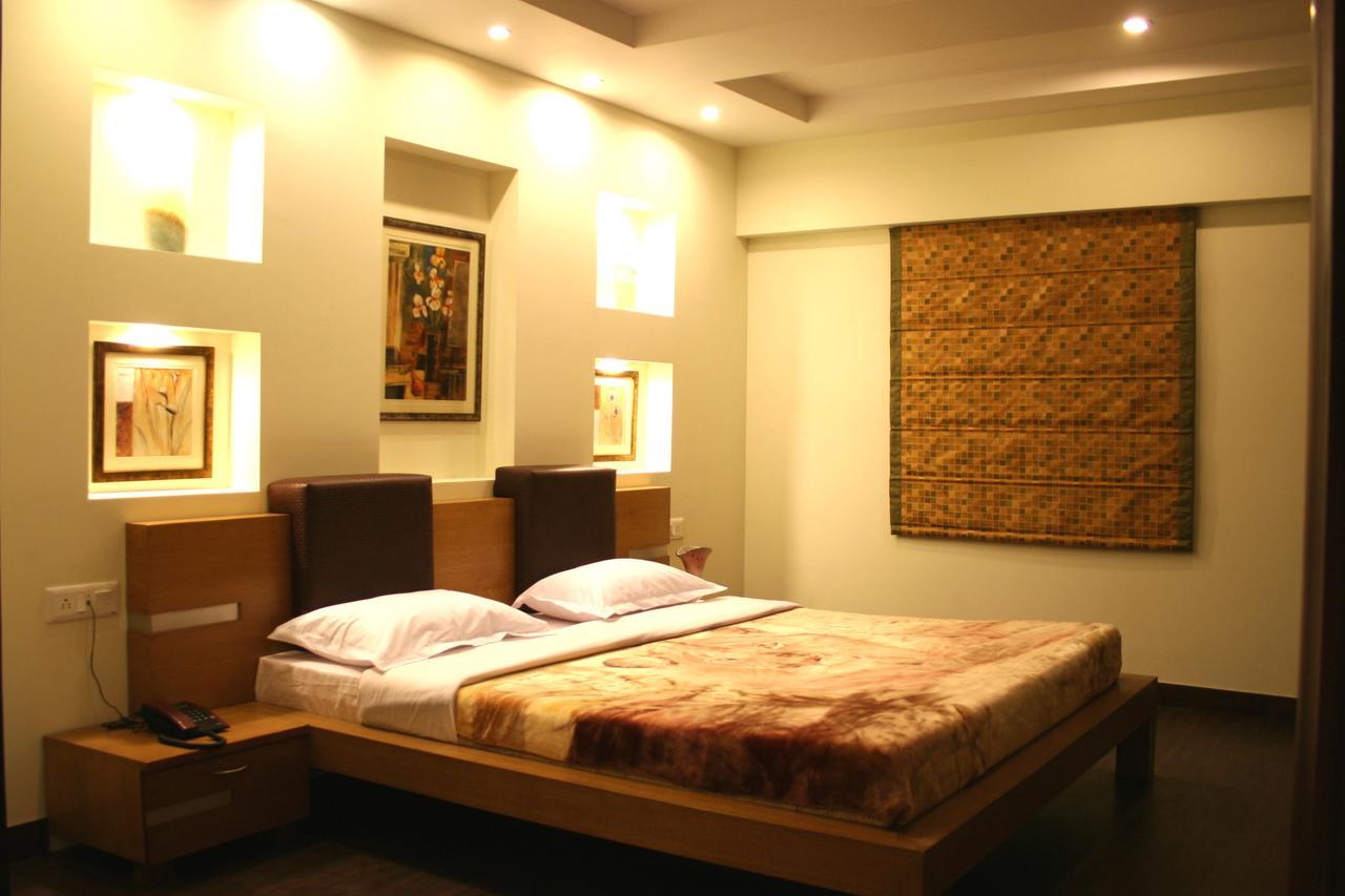 Elm Tree Amritsar Hotel Exterior photo
