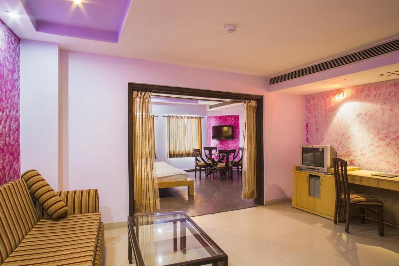 Elm Tree Amritsar Hotel Exterior photo